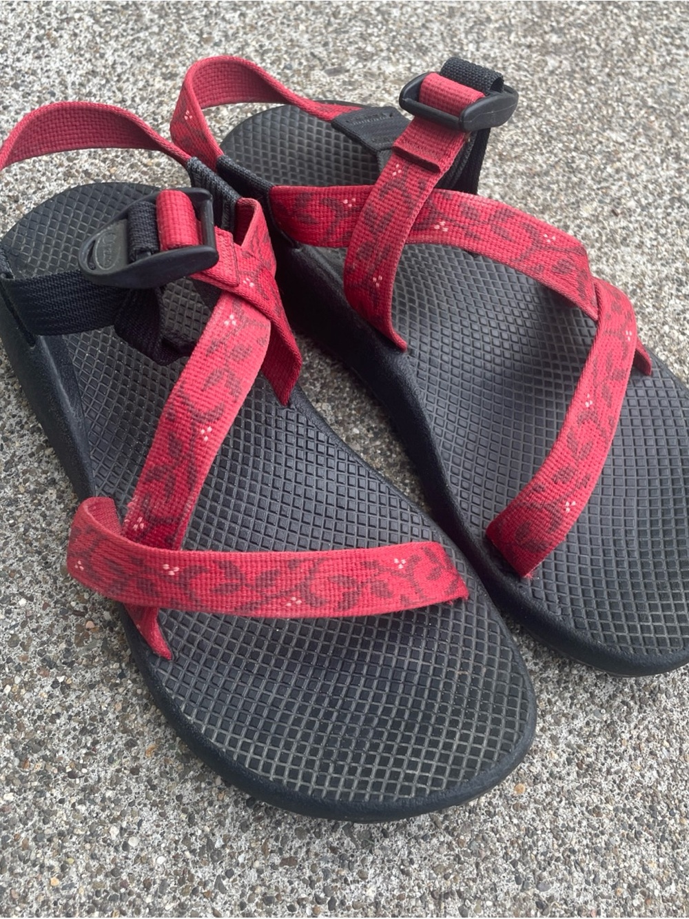 Chacos Womens Size 9 Red - Picture 4 of 16